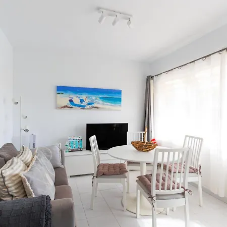 Hola Bent Pool And Terrace Irent Fuerteventura