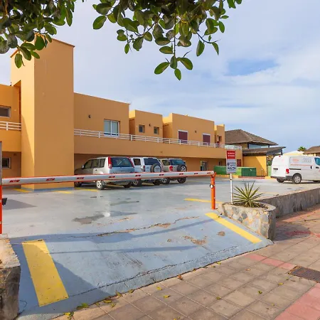 Lägenhet Hola Bent Pool And Terrace Irent Fuerteventura *