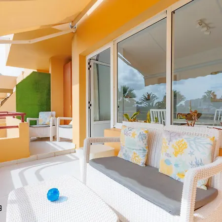 Hola Bent Pool And Terrace Irent Fuerteventura Corralejo